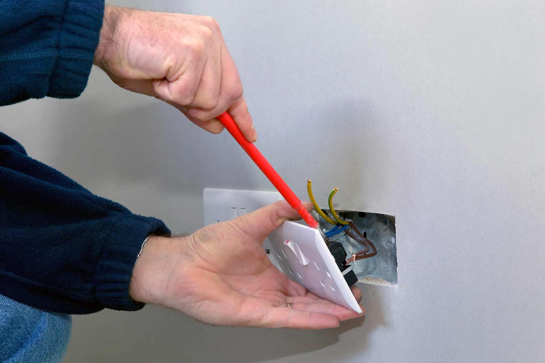Our electricians can install plug sockets for domestic and commercial proeprties in West Ealing and the local area. 